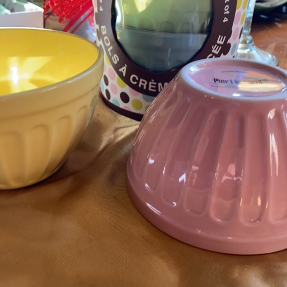 NIB Pier 1 imports STONEWARE SET OF 4 ICE CREAM PARTY BOWLS DESSERT DINNERWARE - Picture 5 of 13